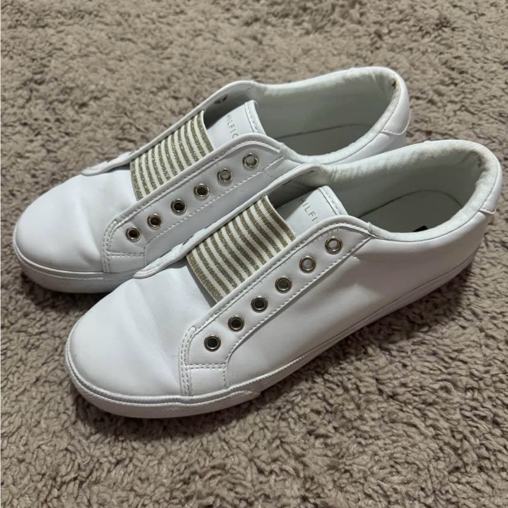 Tommy Hilfiger White Sneakers with Gold Accents